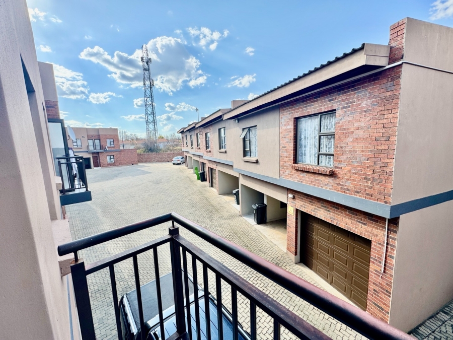 2 Bedroom Property for Sale in Baillie Park North West